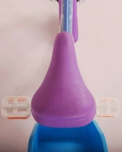 Disney Frozen 2 Kinderfiets - Meisjes - 16 Inch - Blauw - Twee Handremmen -Speelgoed 964x1200 1