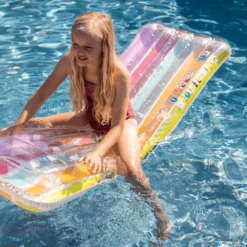 SWIM ESSENTIALS Swim Essential S Luxe Waterbed Regenboog -Speelgoed swim essential s luxe waterbed regenboog a359722 1
